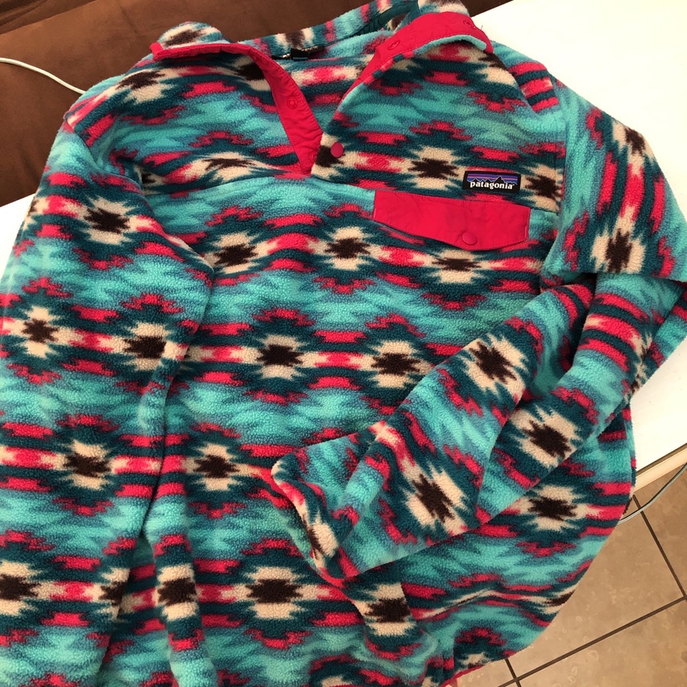 Large Patagonia Pullover